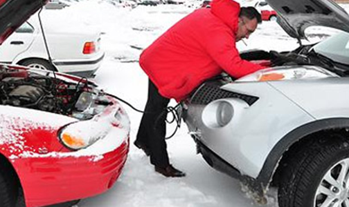 Kako pokrenuti automobil pomoću kablova